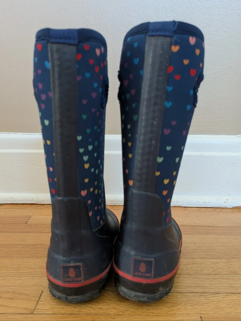 Lone Cone Scattered Heart Mudboot